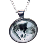 Wolves Glass Dome Necklace (EUGENE)