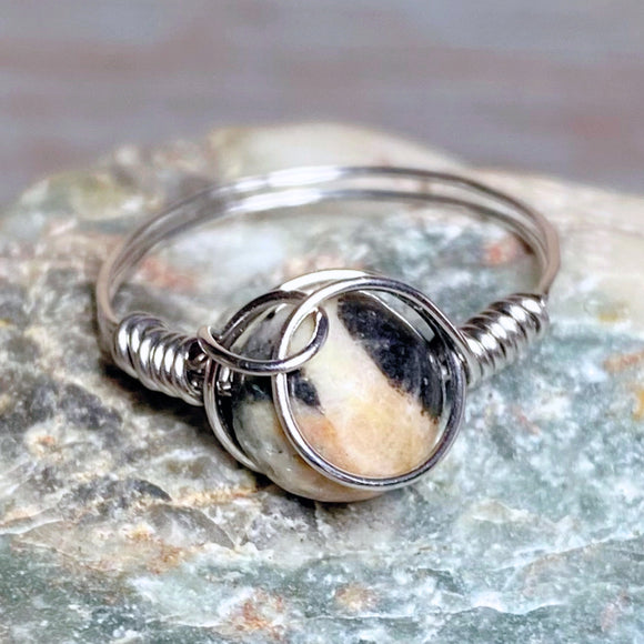 Agate Stone Silver Steel Ring (Size 9)